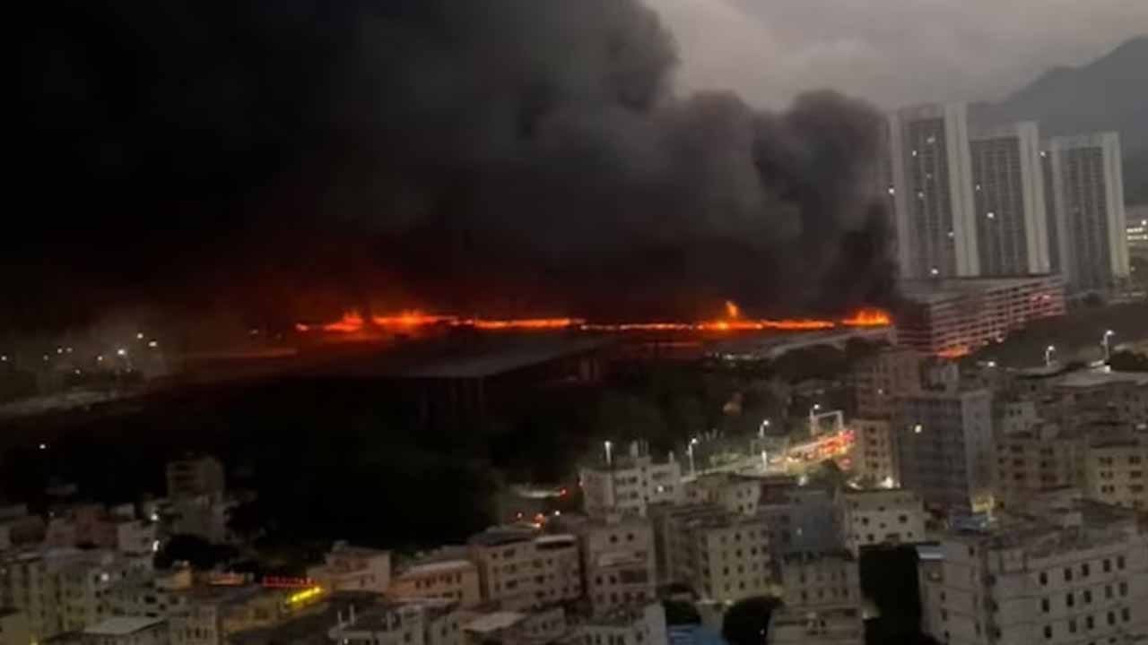 చైనా BYD ప్లాంట్‌లో ఈవీ మంటలు.. బ్యాటరీ లోపం కాదు.. మరి ప్రమాదమెలా..?