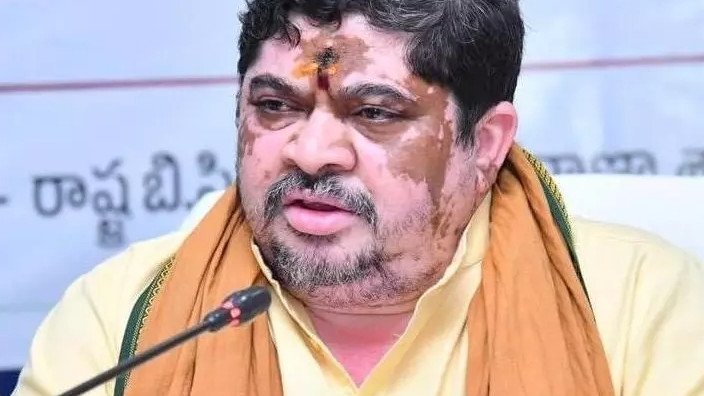 తేజస్వి సూర్య ఎంపీ సభ్యత్వాన్ని రద్దు చేయాలి: పొన్నం ప్రభాకర్ డిమాండ్