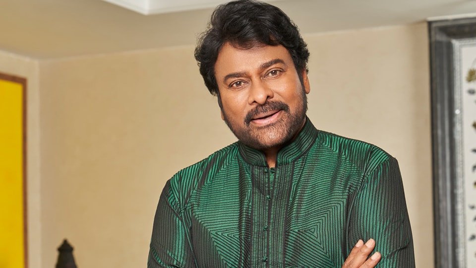 పవన్ కల్యాణ్ ఆపరేషన్ సక్సెస్: చిరంజీవి క్లారిటీతో ఊపిరి పీల్చుకున్న జనసైనికులు