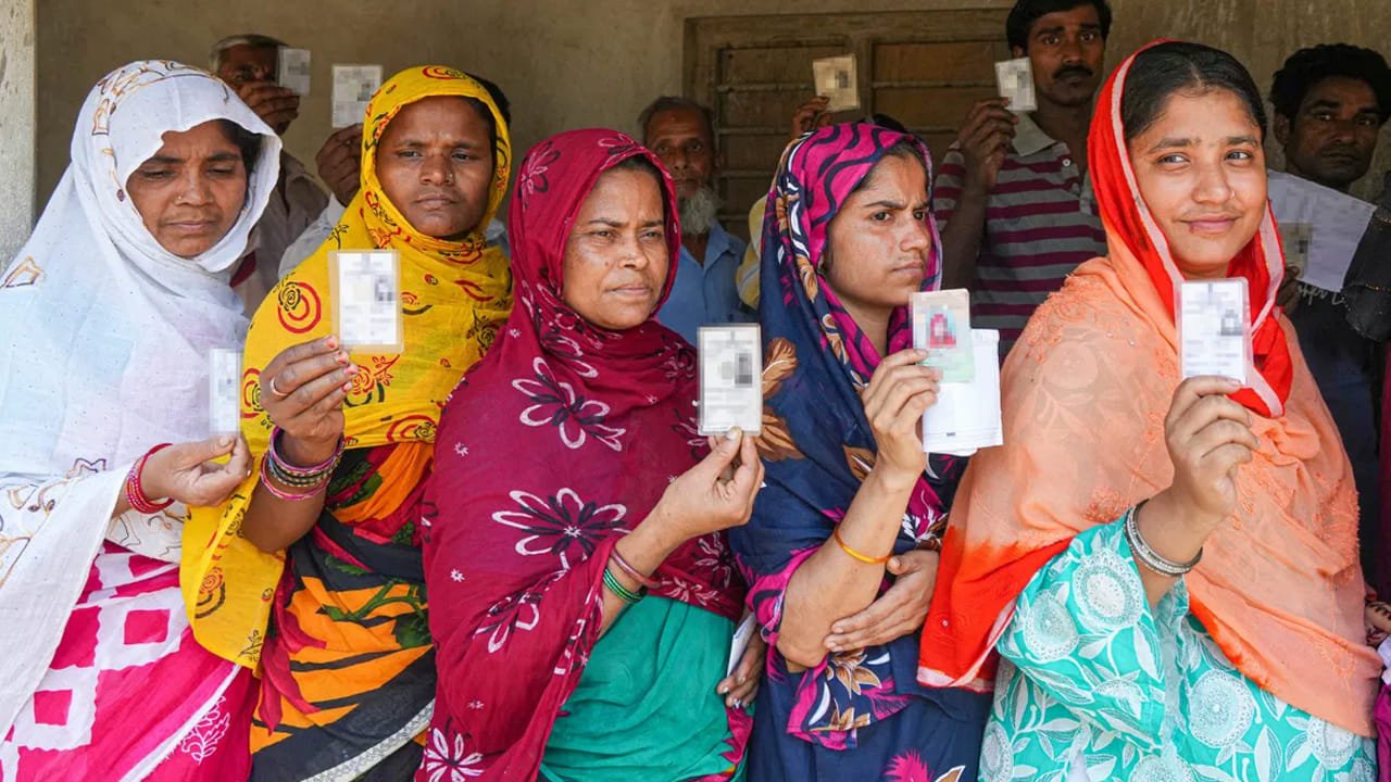 తమిళనాడు, బెంగాల్‌లో రికార్డు పోలింగ్: ఓటర్ల తీర్పు ఎటువైపు?