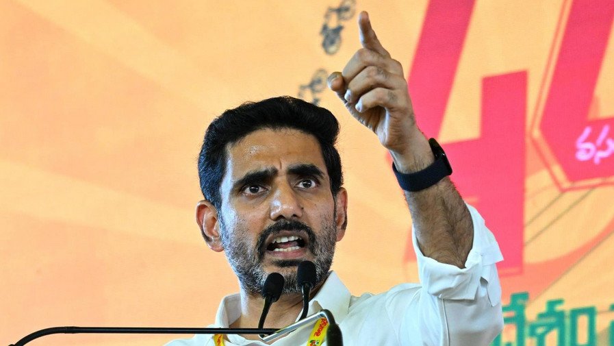 సీఎం చంద్రబాబు వీడియోపై ఫేక్ ప్రచారం, లోకేష్ ఘాటు హెచ్చరిక