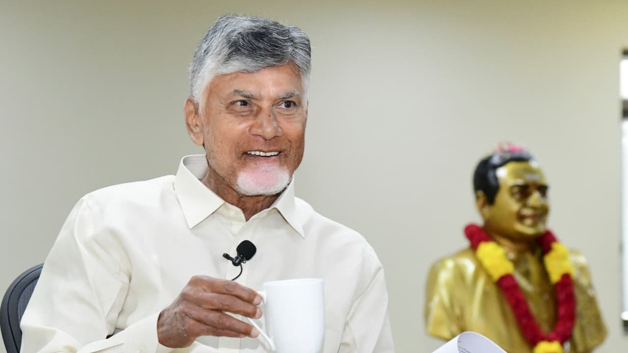 నేరగాళ్లతో రాజకీయం చేయడం నా జీవితంలో ఇదే మొదటిసారి: చంద్రబాబు